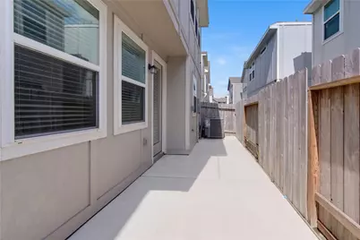9822 Heritage Run Lane, Houston, TX 77080 - Photo 37