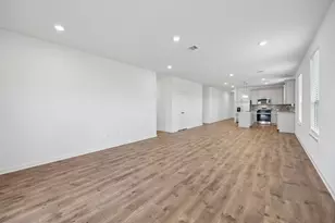 6106 Bayou Birch Ln, Baytown, TX 77521 - Photo 5