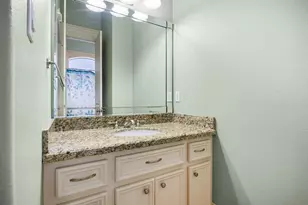 843 W 21st St, Houston, TX 77008 - Photo 35