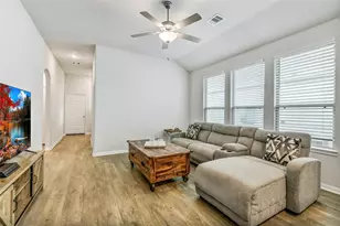 1183 Bluebonnet Trl, Bellville, TX 77418 - Photo 11
