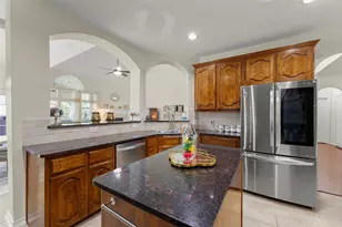 23307 Parkway Lakes Ln, Richmond, TX 77407 - Photo 17