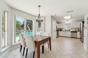 2201 Dublin Dr, League City, TX 77573 - Photo 15