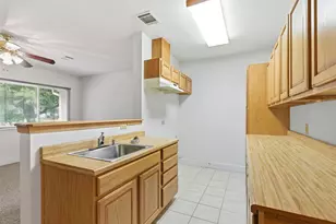 5622 W 43rd St, Houston, TX 77092 - Photo 7