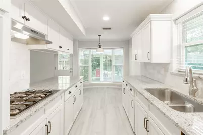 8702 Landwood Drive, Houston, TX 77040 - Photo 5