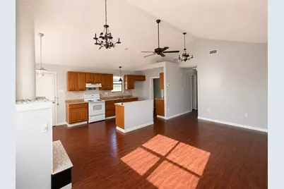 1036 15th Street, Hempstead, TX 77445 - Photo 5