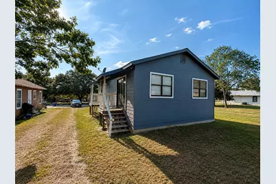 1036 15th Street, Hempstead, TX 77445 - Photo 3