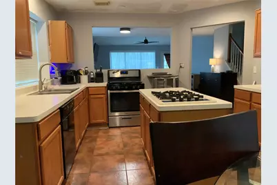 10838 Spruce Drive S, La Porte, TX 77571 - Photo 9