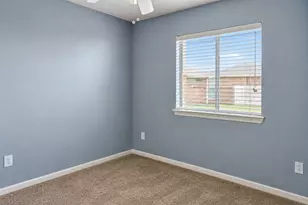 19434 Pinewood Mist Ln, Humble, TX 77346 - Photo 9