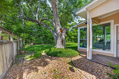 11230 Huggins Drive, Houston, TX 77035 - Photo 45