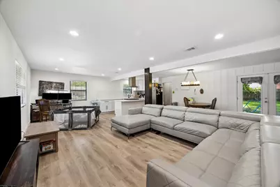 8510 Western Drive, Houston, TX 77055 - Photo 3