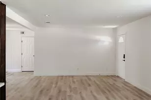 8510 Western Dr, Houston, TX 77055 - Photo 11