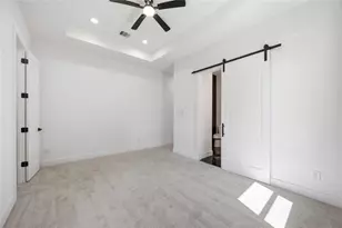 4649 Clover St, Houston, TX 77051 - Photo 21