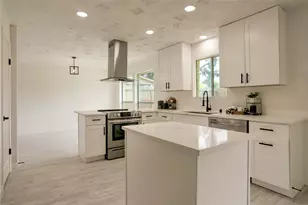 7926 Windy Creek Dr, Houston, TX 77040 - Photo 19