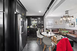 609 Sealy St, Galveston, TX 77550 - Photo 11