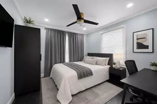 609 Sealy St, Galveston, TX 77550 - Photo 3