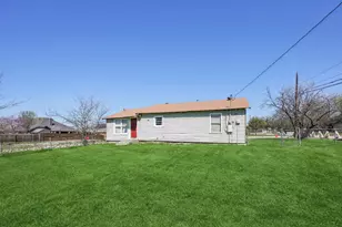 4132 Patricia St, Haltom City, TX 76117 - Photo 29