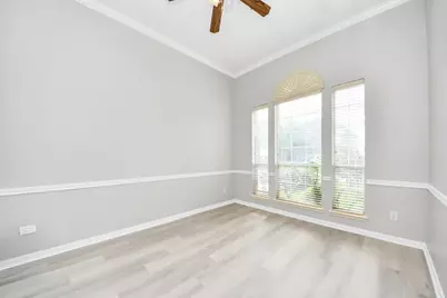 6803 Chapelfield Lane, Houston, TX 77049 - Photo 13