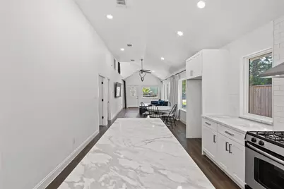 3211 Cochran Street, Houston, TX 77009 - Photo 7