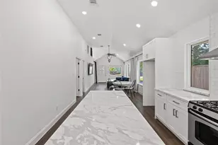 3211 Cochran St, Houston, TX 77009 - Photo 7