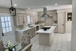 4231 Meadowbank Dr, Seabrook, TX 77586 - Photo 5