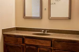 8215 Lone Bridge Ln, Humble, TX 77338 - Photo 7