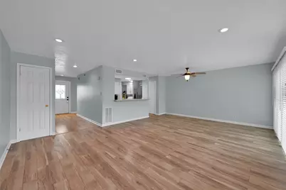 12247 Trail Hollow Drive, Montgomery, TX 77356 - Photo 9