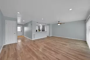 12247 Trail Hollow Dr, Montgomery, TX 77356 - Photo 9