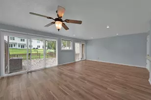 12247 Trail Hollow Dr, Montgomery, TX 77356 - Photo 11