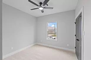 7349 Sandle St, Houston, TX 77088 - Photo 23