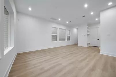 7620 Inwood Hills Lane, Houston, TX 77088 - Photo 11
