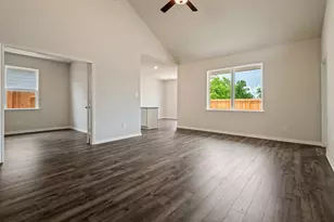 345 Fastboy Ln, Waller, TX 77484 - Photo 9