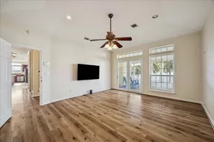 22621 Bay Point Dr, Galveston, TX 77554 - Photo 23