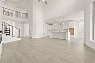 8323 Sapphire Sky Ln, Richmond, TX 77406 - Photo 3