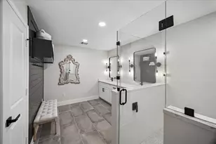 1827 Millwood Dr, Houston, TX 77008 - Photo 25