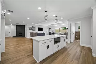 1827 Millwood Dr, Houston, TX 77008 - Photo 11