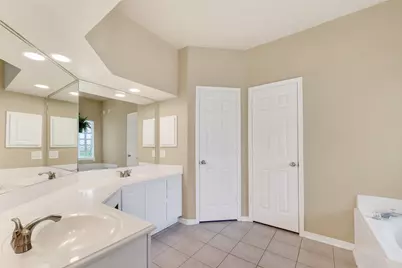 9507 Bending Willow Lane, Houston, TX 77064 - Photo 21