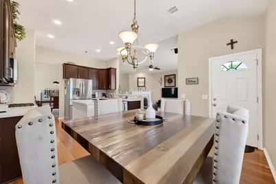 9507 Bending Willow Lane, Houston, TX 77064 - Photo 15