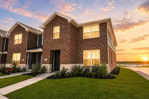 2738 Mariposa Crk Dr, Rosharon, TX 77583 - Photo 1