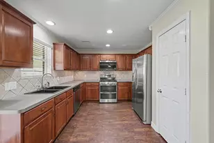 9411 Sagehampton Ct, Spring, TX 77379 - Photo 15