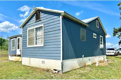 136 Fm 2239, Paige, TX 78659 - Photo 3