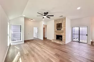 16411 Gold Ridge Ln, Houston, TX 77053 - Photo 7