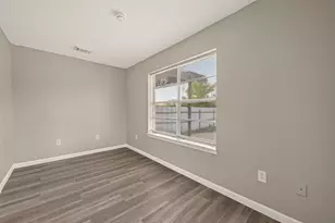 1449 Mesquite St, Houston, TX 77093 - Photo 5
