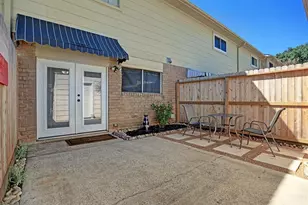 3812 Laura Leigh Dr, Friendswood, TX 77546 - Photo 19