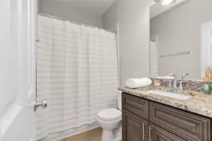 8306 Sweet Bay Cir, Baytown, TX 77523 - Photo 31