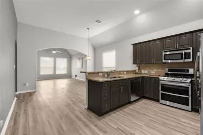 8306 Sweet Bay Circle, Baytown, TX 77523 - Photo 9