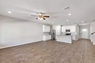 430 Kickapoo Dr, Anahuac, TX 77514 - Photo 31