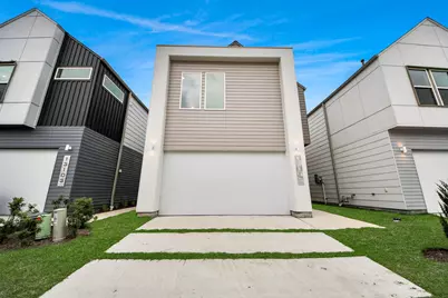 13105 Moncloa Drive, Houston, TX 77047 - Photo 1