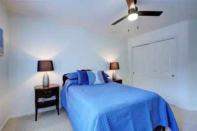 76 Scarlet Woods Court, The Woodlands, TX 77380 - Photo 25