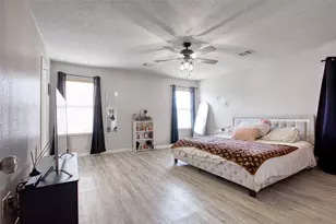 2666 Skyview Downs Dr, Houston, TX 77047 - Photo 11