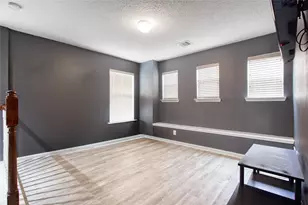 2666 Skyview Downs Dr, Houston, TX 77047 - Photo 9